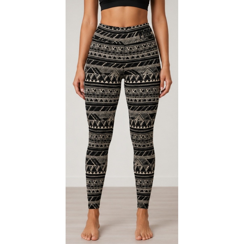 Victoria's Secret PINK Geometric Tribal Print Leggings Black White Small S/P